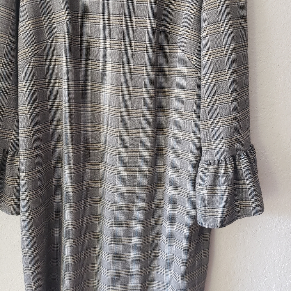 White House Black Market Long Sleeve Dress - Picture 3 of 10